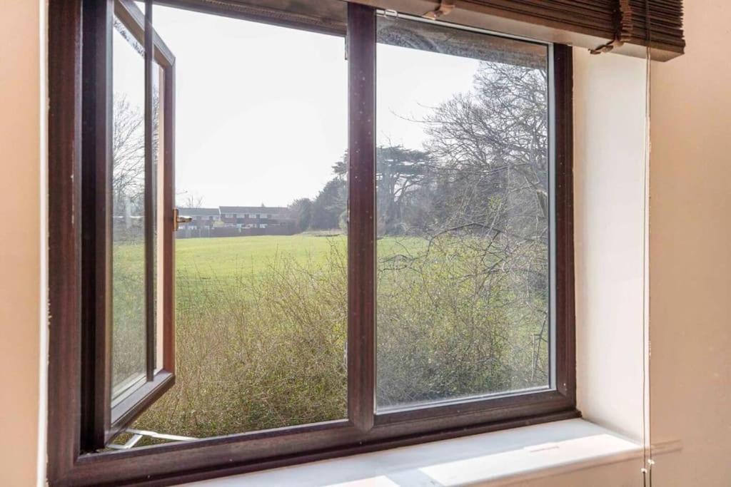 Quiet & Secluded St Albans House Villa Eksteriør billede